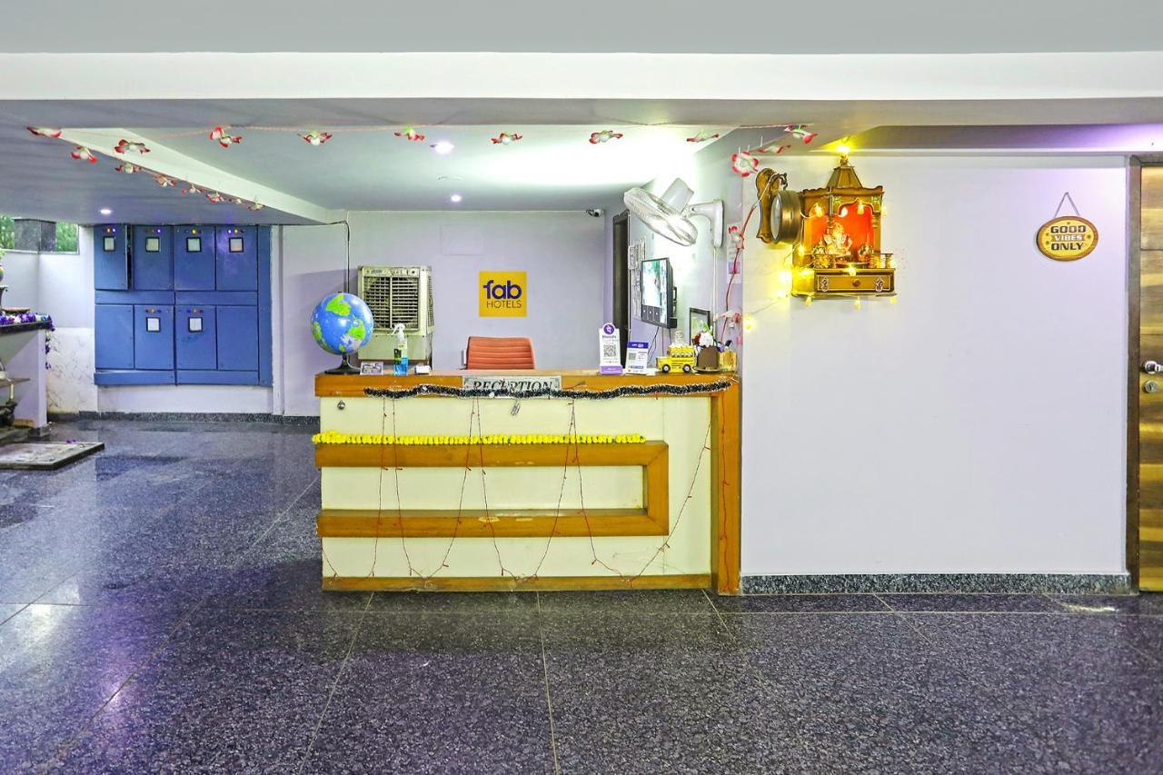 Fabhotel White House Bnb - Nr Yashobhoomi Convention Centre Delhi  Esterno foto