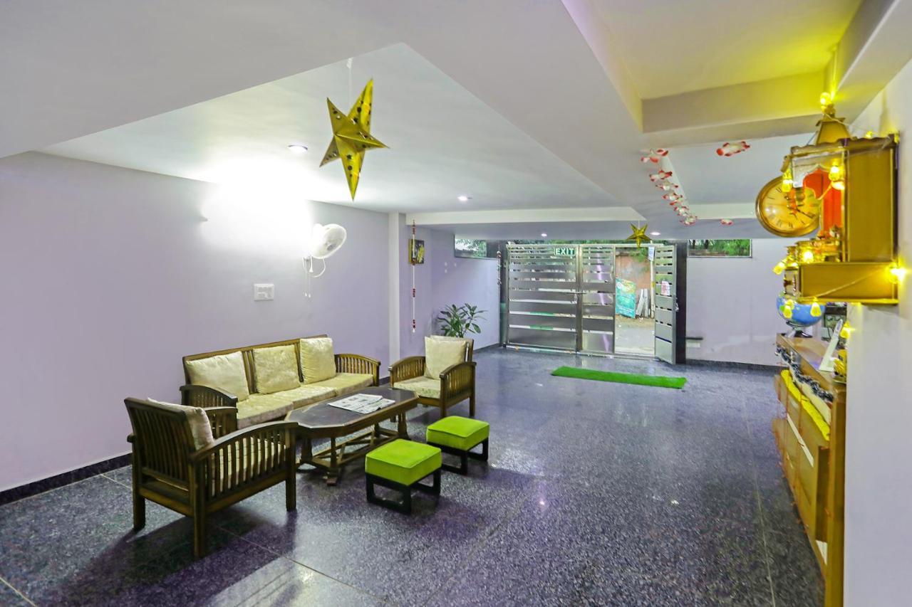 Fabhotel White House Bnb - Nr Yashobhoomi Convention Centre Delhi  Esterno foto