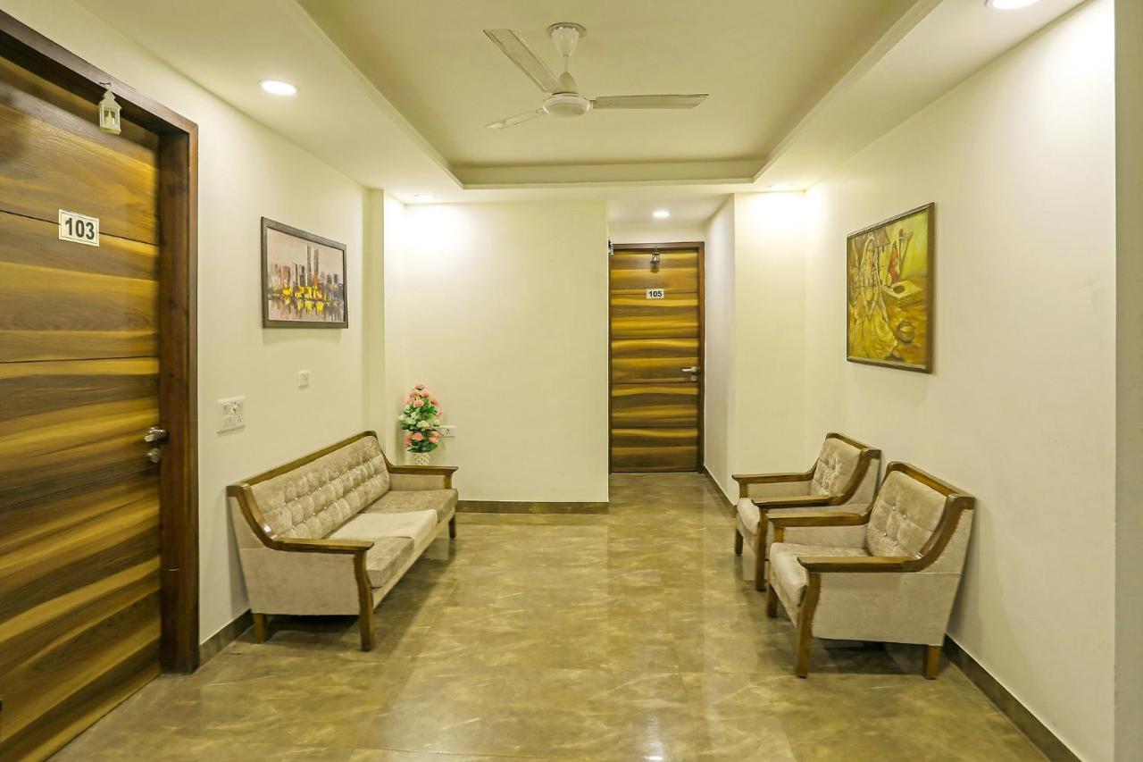 Fabhotel White House Bnb - Nr Yashobhoomi Convention Centre Delhi  Esterno foto