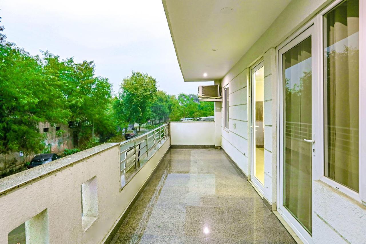 Fabhotel White House Bnb - Nr Yashobhoomi Convention Centre Delhi  Esterno foto