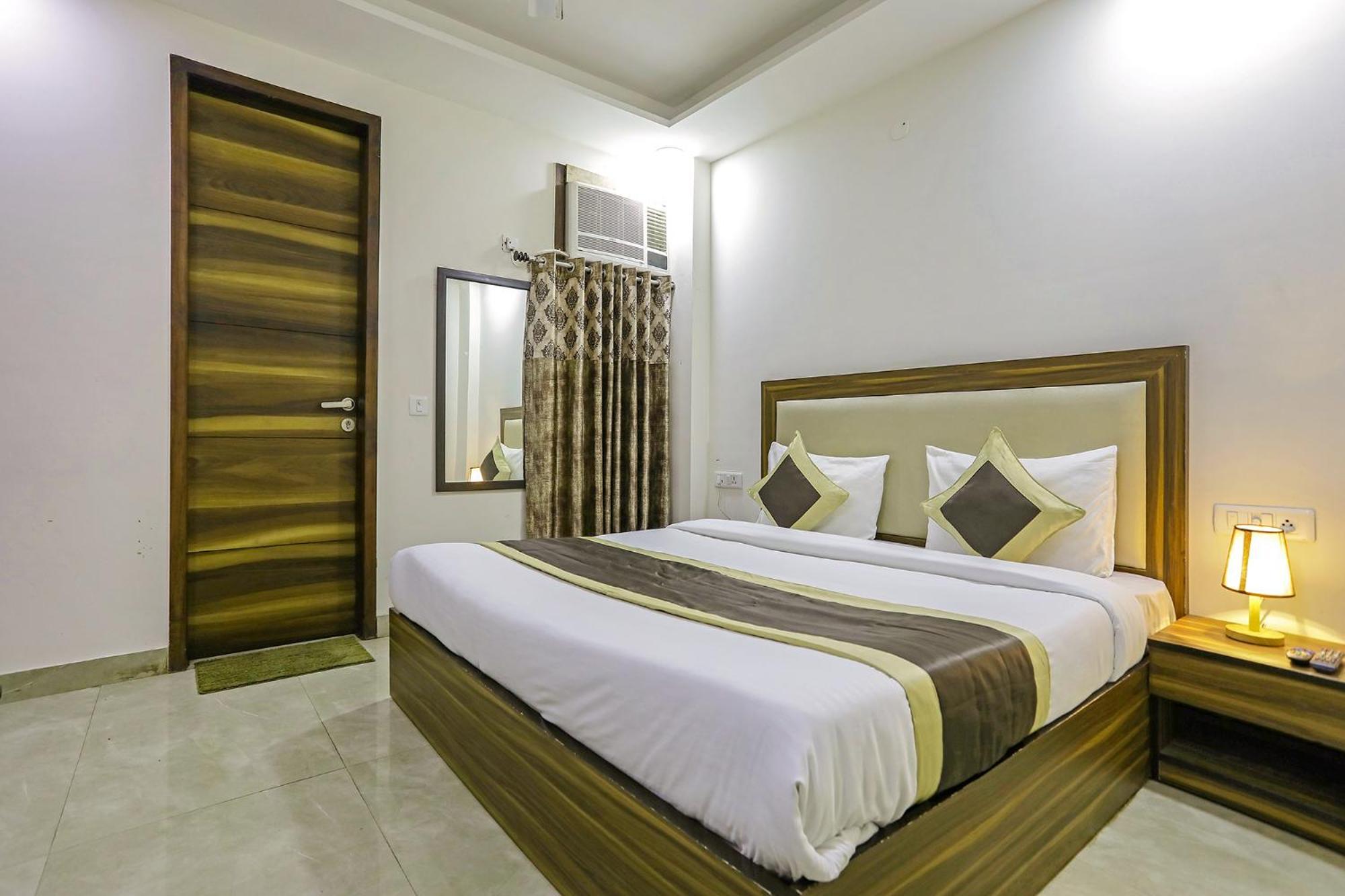 Fabhotel White House Bnb - Nr Yashobhoomi Convention Centre Delhi  Esterno foto