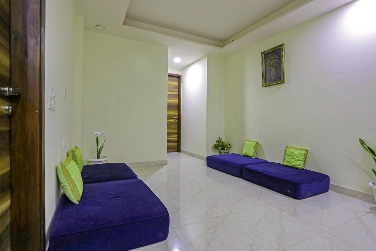 Fabhotel White House Bnb - Nr Yashobhoomi Convention Centre Delhi  Esterno foto