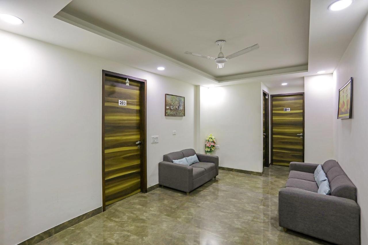 Fabhotel White House Bnb - Nr Yashobhoomi Convention Centre Delhi  Esterno foto